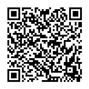 杀死了千百人也未有过丝毫分离的巨剑此时也终于离开了魔神的手掌二维码生成