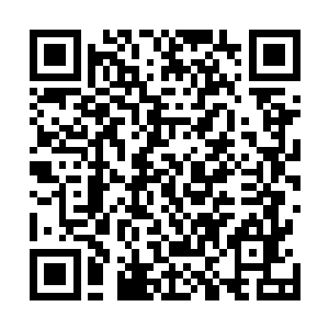 李思琪闻言再次恨得牙根直痒痒……她之所以开这么多彩二维码生成