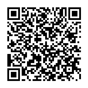 杜克的目标就是其中最大的一家――占据整栋福克斯大厦的二十世纪福克斯二维码生成