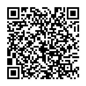 林锐等人快速把那个塞满炸药的沙盘放在了会议室靠近地图的一侧二维码生成