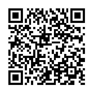 根据自己中弹时的位置判断了一下敌人狙击手的位置后二维码生成