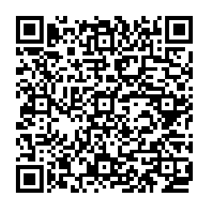楚旬手中的曼陀罗华之盾和厚土珠却是同时在一阵阵剧烈的嗡鸣声中爆发出了璀璨的光辉二维码生成