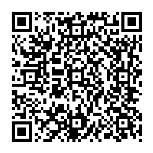 楚芊芊的脑海中出现了一个巨大无比的问号……但是这一个问题还没有来得及完全冒出来二维码生成