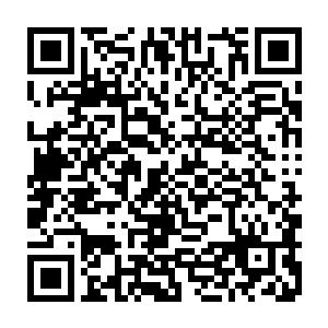 楚芸萱也是一脸微笑的喝下去了……或许便是这样的一幕误导了他们这些人吧二维码生成