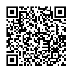 正各种纠结的应付着正好从前台经过的人事主管严肃的质询二维码生成