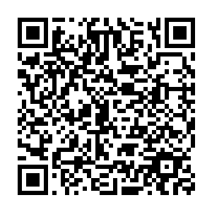 正在以最高速冲锋的千军万马前方突然凭空出现一片将近两百米的山峦二维码生成