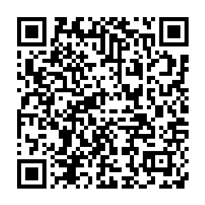 此刻稍微等的有点不耐烦的修罗顿时朝着旁边的一名龙耀会的成员问道二维码生成