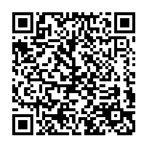 比如一份小报中采访到的高中男性同学就声称他夺取了珍妮弗的处子之身二维码生成