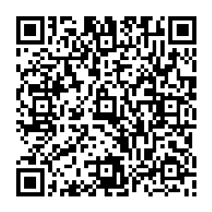 毕竟这家伙来这里也是抱着一定的目的而来的想必没有一定的佳话和打算是不可能的二维码生成