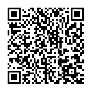 江帆迅速的就在圣女的记忆中找到了正在施展的并维持的通行秘法二维码生成