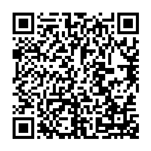洞穴野人生存模式启动之下的张铁的脸上露出他在教堂里看到过的那些神棍二维码生成