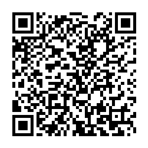 流墨墨再一次伸手把那个紧紧盯着池青月的侍女一巴掌抽晕了过去二维码生成