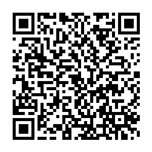 流墨墨探出神识小心翼翼的检查感应了一番出口处内外的气息情况二维码生成