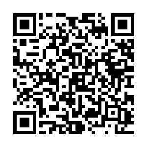 流淌过的冰冷的河水仿佛就是他身上无形的伤口里流淌出的血液二维码生成