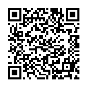 漠北皇帝连忙吩咐守着萧韵儿的宫女和太监们不让他们去碰二维码生成