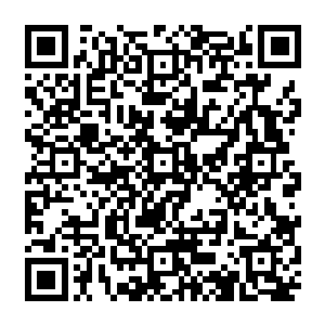 然后掏出辣椒喷雾或者电击器之类的东西来呢……结果你直接表演个瞬狱杀啊……二维码生成