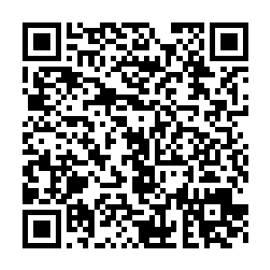 燕离已经开始在密秘的处理起那些分布在全国各处的产业和据点来二维码生成