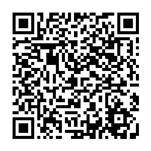 父亲还专门嘱咐他今天要早点回去来着……似乎是受哪位大企业家的拜托二维码生成