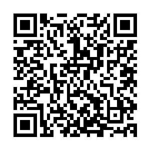特使将身上结婚时候戴的那枚钻戒换来了这两三轮车的使用权二维码生成