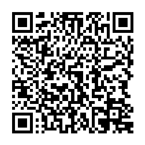 狂暴的吸收着灵泉中磅礴无比的恐怖灵气……也不管他的身体是否可以完全消化二维码生成