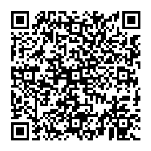 狼牙棒伴随了菲尼斯很长的一段时间　有心的人会发现　这狼牙棒　经常会换颜色　有时候银色　有时候黑色二维码生成