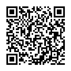 现在……现在还在家里睡老婆呢……这次为了避嫌而能兵不血刃二维码生成