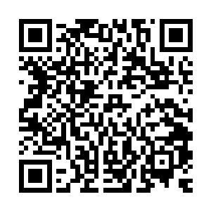 现在已经沦落到和专门曝光明星们的八卦来挽留部分读者的程度二维码生成