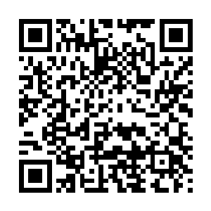现在杨戬能够明显的感应到一股股强大的气息环伺在周围二维码生成