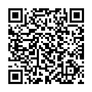 现在的他得想办法给行动队重新把士气给提起来才行二维码生成