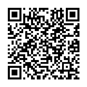 甚至想也许这个孩子能够让他们十一年走到尽头的关系得到改善二维码生成