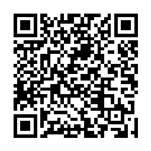 甚至连笃定的乡镇企业管理局局长职位都变得遥不可及了二维码生成