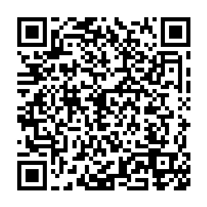 用了整整一个版面来报道雨果和桑德拉这一次令人瞩目的绯闻事件二维码生成