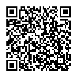 病友们走室串道彼此交流小道消息――这也是在病房无法写小说的缘故之一二维码生成