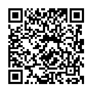 直到此时这家伙仍然不相信有人敢在此时此刻对小楼进行强拆二维码生成