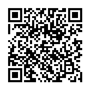 看到前方挡路的一个巨大的陨石被数以万计的粒子光束摧毁二维码生成