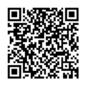眨了眨……又眨了眨……接着骤然抬腿一脚蹬在叶问天的肚子上二维码生成