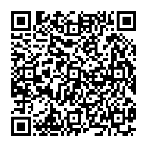 眼角与鼻端忽然再度涌出让珍妮尴尬的温热液体――在这激昂的兴奋感和幸福的期待感二维码生成