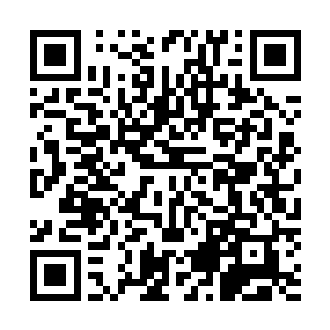 瞬间释放出来的绝强灵能波动――这三股力量碰撞到了一起二维码生成