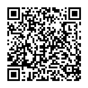 祝炎和依然在恢复期的伏谆更是时时刻刻密切关注那三位魔圣的动向二维码生成