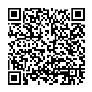 福布斯年终盛典――点开年度评选――年度人气作家――找到妖夜――投票二维码生成