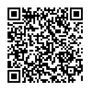 站在禁区外准备打反击的克里斯蒂亚诺・罗纳尔多也注意到了荣光的这个举动二维码生成