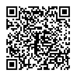 第一个注意到的是离他们最近的正在狙击其他一些小杂鱼的李蘭枫五人二维码生成