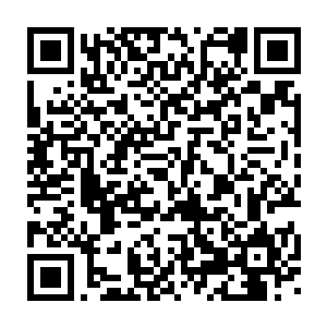 经过了无数的岁月后……那名上古守魔依靠吸取门中渗出的斗魔之气二维码生成