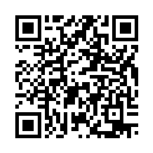 罗林抬起盾牌格挡住一记重刀斩击二维码生成