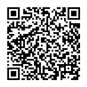 老钱在担任电杆厂厂长兼镇上工业公司副经理时是电杆厂效益最好的时代二维码生成