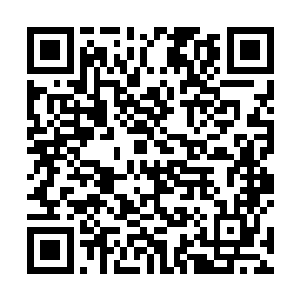而且……宴维还从来没有用这样淡漠的语气和她说过话二维码生成