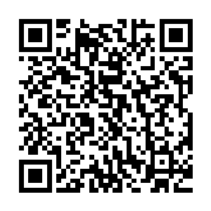 而且……我……我和他亲亲也是……也是不小心摔在地上的……二维码生成