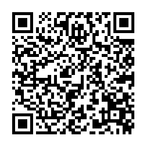 而且所用的这个借口――真的让他们在场的三个人都是非常无语的二维码生成