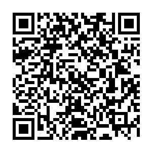 而且能够熟练地把一些热歌歌名放进说话的内容里面去并且起到极好的表白效果二维码生成