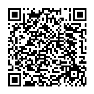 而且说不定会把某些罪名栽赃在他们头上――否则你为什么还没落地就跑二维码生成